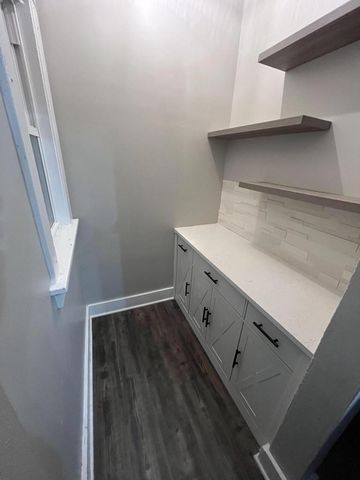 2451 N 46th STREET, Milwaukee, WI 53210