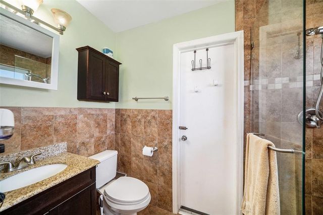 135 RODNEY COURT, Palm Harbor, FL 34684