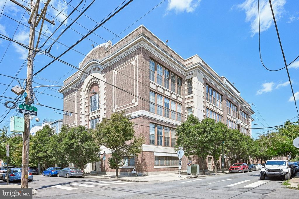 1201 FITZWATER ST #305, PHILADELPHIA, PA 19147 — photo 2