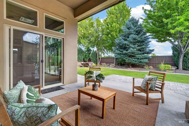 4221 W Greenspire Dr, Meridian, ID 83646