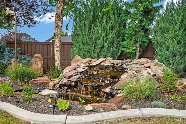 4221 W Greenspire Dr, Meridian, ID 83646