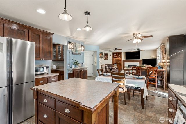 7074 Inlay Street SE, Lacey, WA 98513