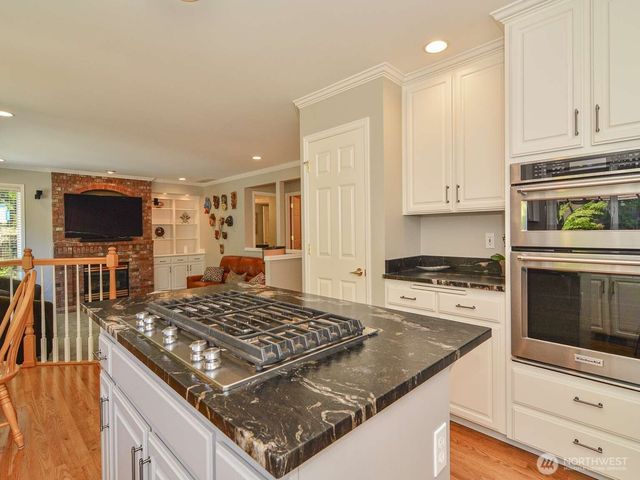 1919 243rd Place SE, Bothell, WA 98021