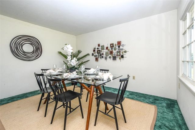 2603 Dawn Hill Road, Siloam Springs, AR 72761