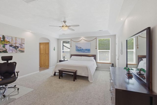 965 NW Valley View Drive, Grants Pass, OR 97526