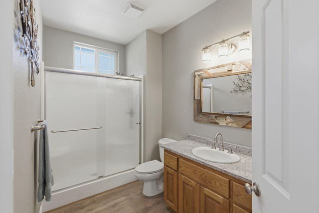 965 NW Valley View Drive, Grants Pass, OR 97526