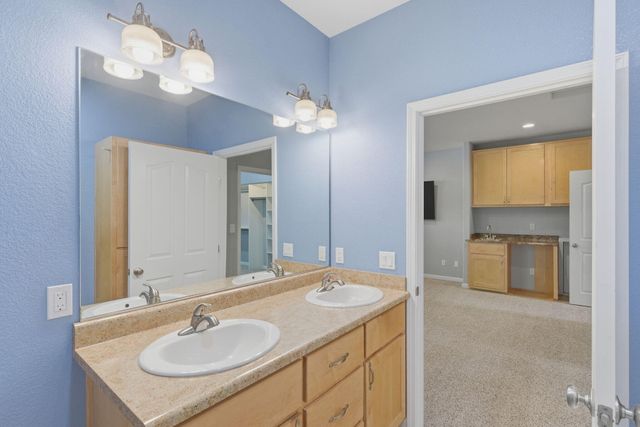 965 NW Valley View Drive, Grants Pass, OR 97526