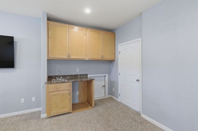 965 NW Valley View Drive, Grants Pass, OR 97526