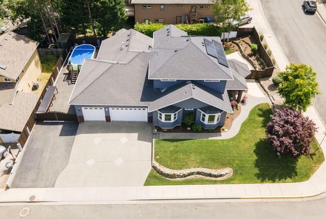 965 NW Valley View Drive, Grants Pass, OR 97526