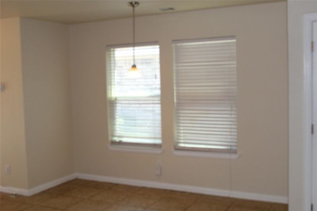 502 Bellevue Lane, Arlington, TX 76012