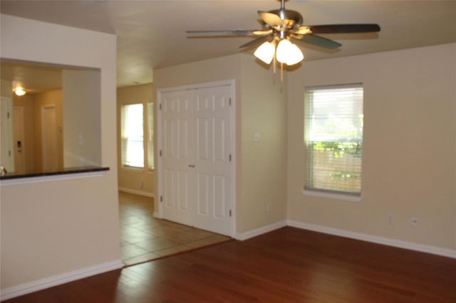 502 Bellevue Lane, Arlington, TX 76012