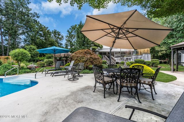 1765 Greenwood Road, Toms River, NJ 08753