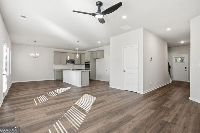 144 Post Oak Drive 137, Jackson, GA 30233