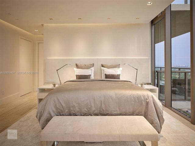 9701 Collins Ave 2704S, Bal Harbour, FL 33154