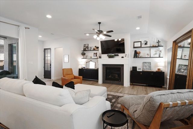 1709 Victoria Place, Celina, TX 75009