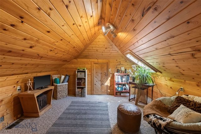 213 S 9th Street, Livingston, MT 59047