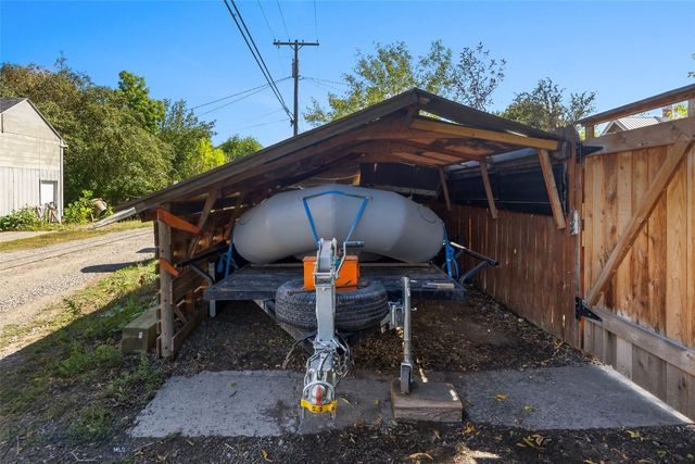 213 S 9th Street, Livingston, MT 59047