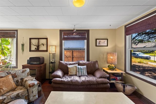 213 S 9th Street, Livingston, MT 59047