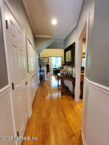 3815 LA VISTA Circle, Jacksonville, FL 32217