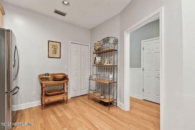 3815 LA VISTA Circle, Jacksonville, FL 32217