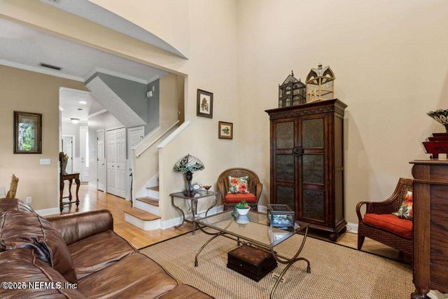 3815 LA VISTA Circle, Jacksonville, FL 32217