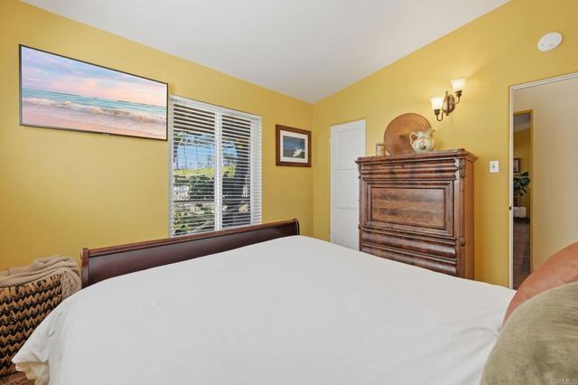 311 Eaton Street, Oceanside, CA 92054