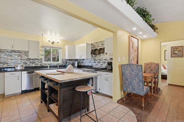 311 Eaton Street, Oceanside, CA 92054
