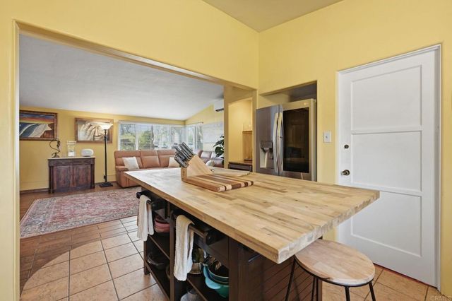 311 Eaton Street, Oceanside, CA 92054