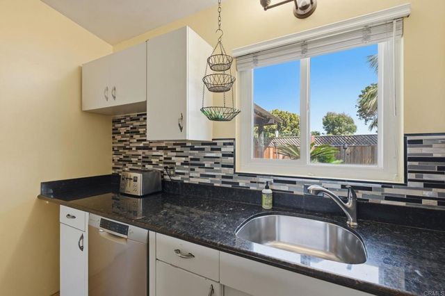 311 Eaton Street, Oceanside, CA 92054