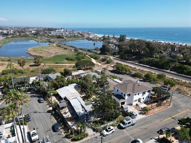 311 Eaton Street, Oceanside, CA 92054