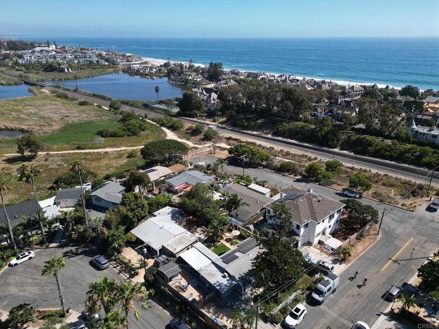 311 Eaton Street, Oceanside, CA 92054
