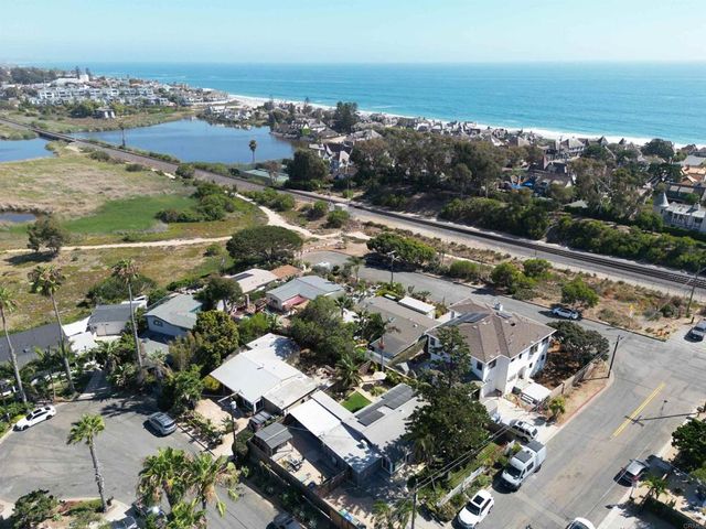 311 Eaton Street, Oceanside, CA 92054