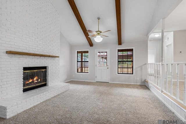 607 Court St, Port Allen, LA 70767