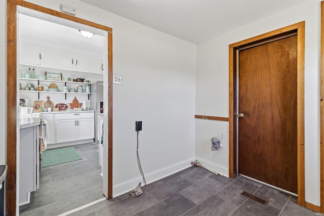 171 S Main Street, Upland, IN 46989