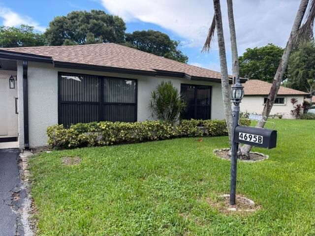 4695 ROBINWOOD Place B, Boynton Beach, FL 33436