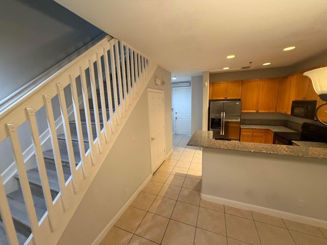 4673 SW 75th Way, Davie, FL 33314