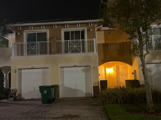 4673 SW 75th Way, Davie, FL 33314
