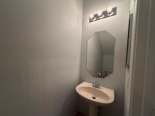4673 SW 75th Way, Davie, FL 33314