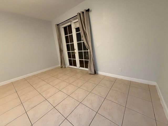 4673 SW 75th Way, Davie, FL 33314