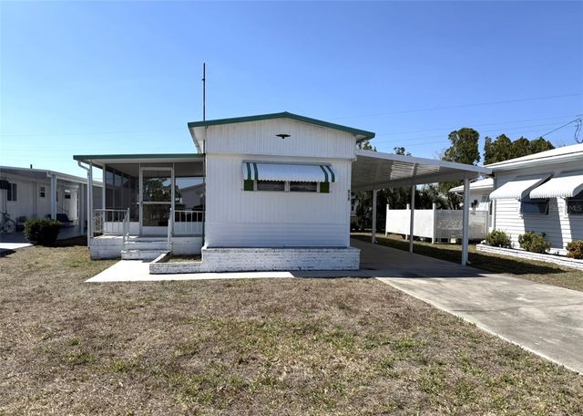 212 WOLVERINE AVENUE, North Port, FL 34287