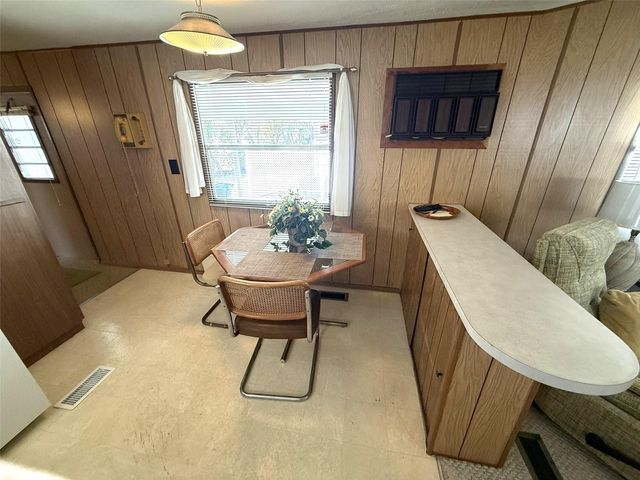 212 WOLVERINE AVENUE, North Port, FL 34287