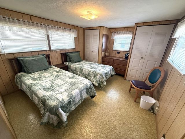 212 WOLVERINE AVENUE, North Port, FL 34287