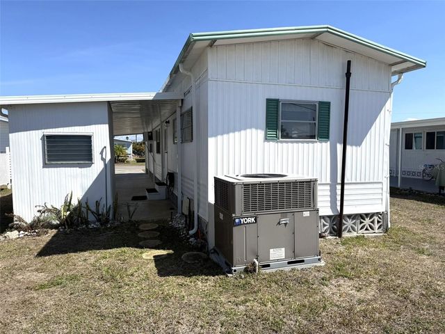 212 WOLVERINE AVENUE, North Port, FL 34287