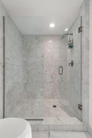 1331 Brickell Bay Dr 1007, Miami, FL 33131