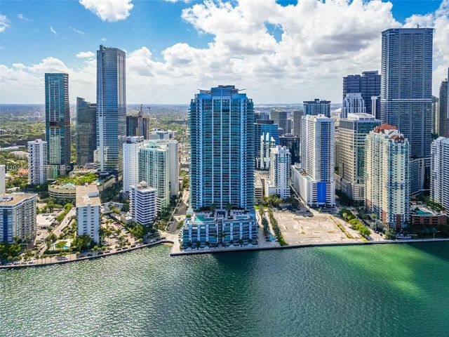 1331 Brickell Bay Dr 1007, Miami, FL 33131