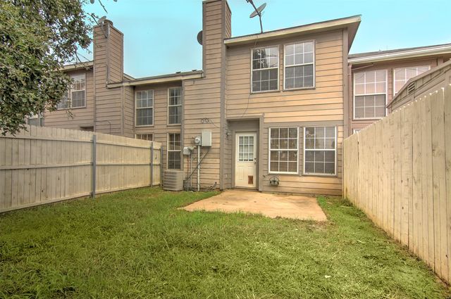 12816 Seaside Drive, Fort Worth, TX 76040