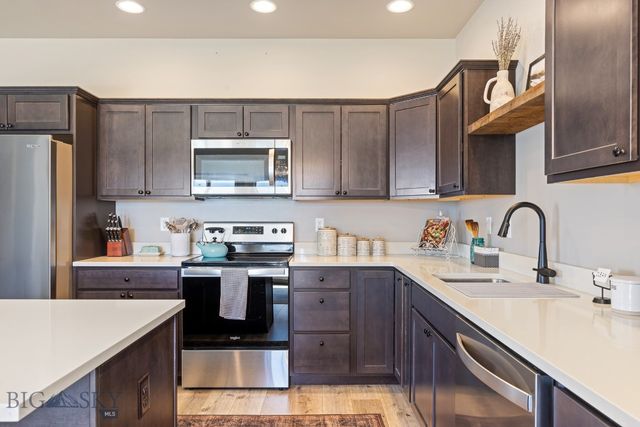 1308 Fozzie C, Belgrade, MT 59714