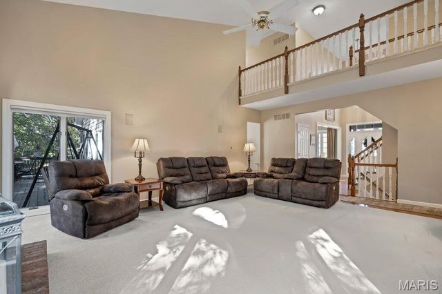 16810 Westglen Farms Drive, Wildwood, MO 63011