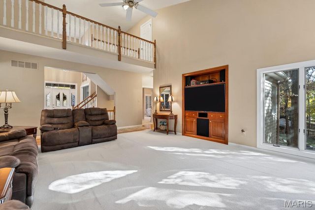 16810 Westglen Farms Drive, Wildwood, MO 63011