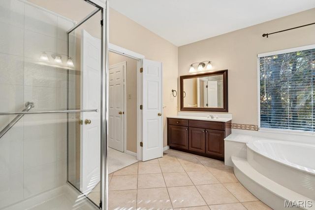 16810 Westglen Farms Drive, Wildwood, MO 63011